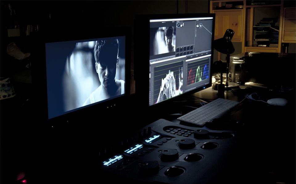 平面廣告設(shè)計培訓(xùn)機構(gòu)怎么選擇？費用多少錢